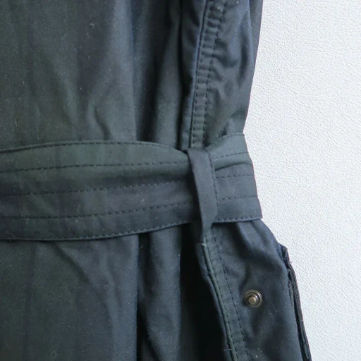 Oiled Tartan Plaid Sleeveless Hunter Coat