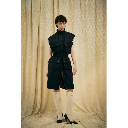 Oiled Tartan Plaid Sleeveless Hunter Coat