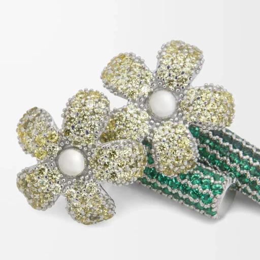 Flor Earrings In Sterling Silver And Crystals