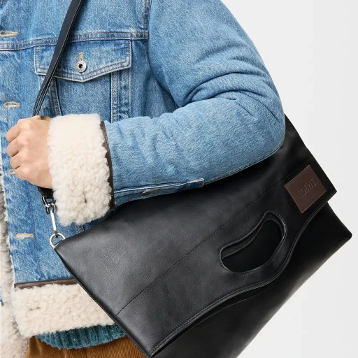 Bob Folded Tote In Shiny Supple Calfskin