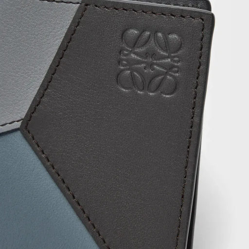 Puzzle Bifold Cardholder In Classic Calfskin