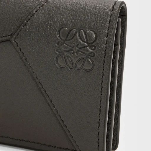 Puzzle Business Cardholder In Classic Calfskin