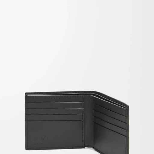 Bifold Wallet In Satin Calfskin