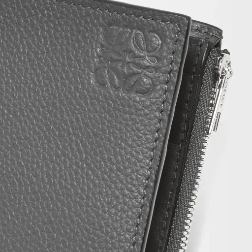 Slim Compact Wallet In Soft Grained Calfskin