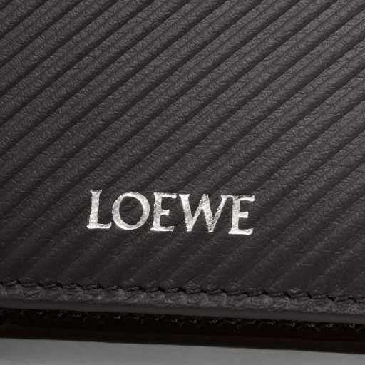 Slim Compact Walllet In Textured Classic Calfskin