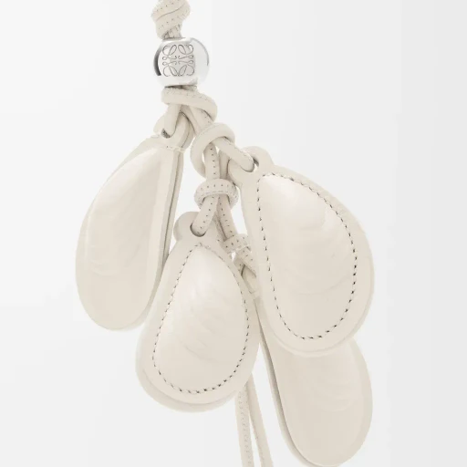 Multi Shell Charm In Leather