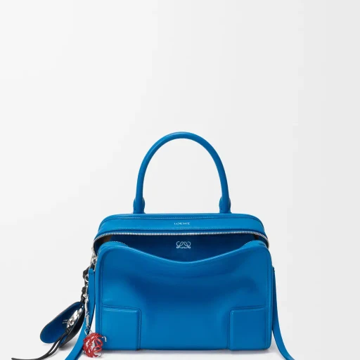 Shell Charm In Leather