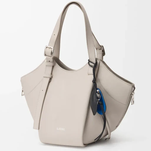 Shell Charm In Leather