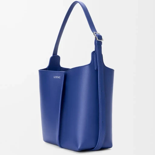 Medium Bilbao Bucket In Smooth Calfskin