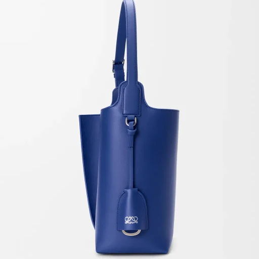 Medium Bilbao Bucket In Smooth Calfskin