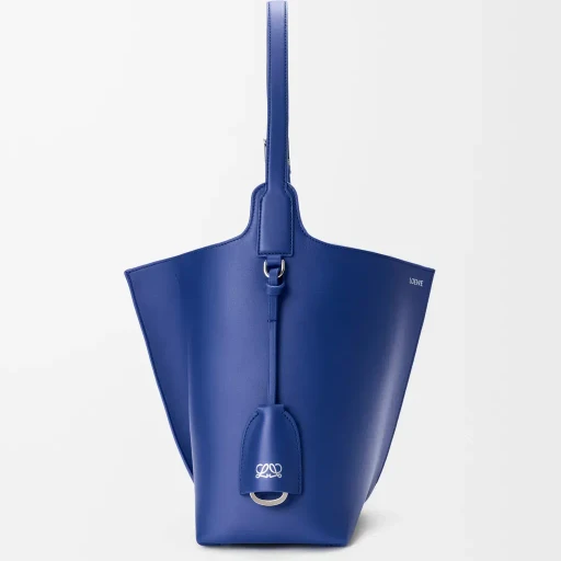 Medium Bilbao Bucket In Smooth Calfskin