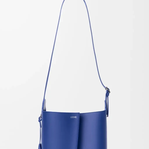 Medium Bilbao Bucket In Smooth Calfskin