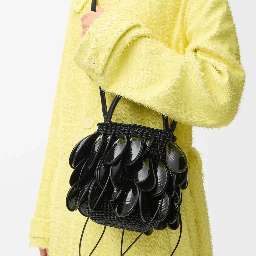 Shell Bucket In Woven Calfskin