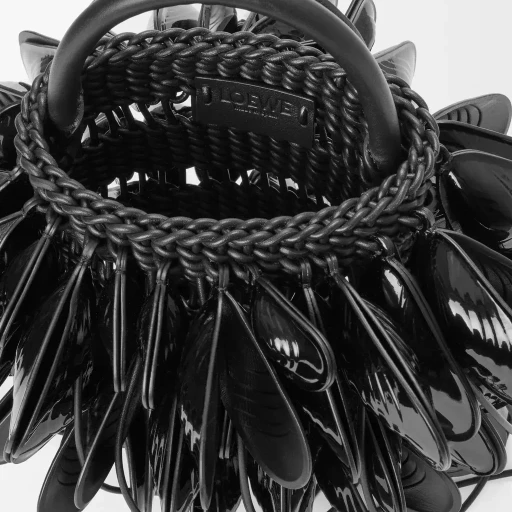 Shell Bucket In Woven Calfskin