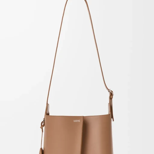 Medium Bilbao Bucket In Smooth Calfskin