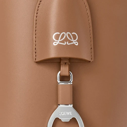 Medium Bilbao Bucket In Smooth Calfskin