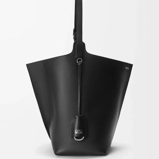 Large Bilbao Bucket In Smooth Calfskin