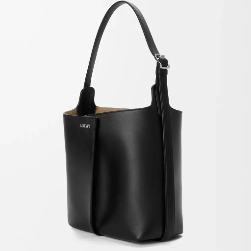 Medium Bilbao Bucket In Smooth Calfskin