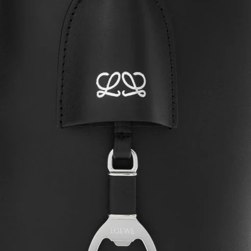Medium Bilbao Bucket In Smooth Calfskin