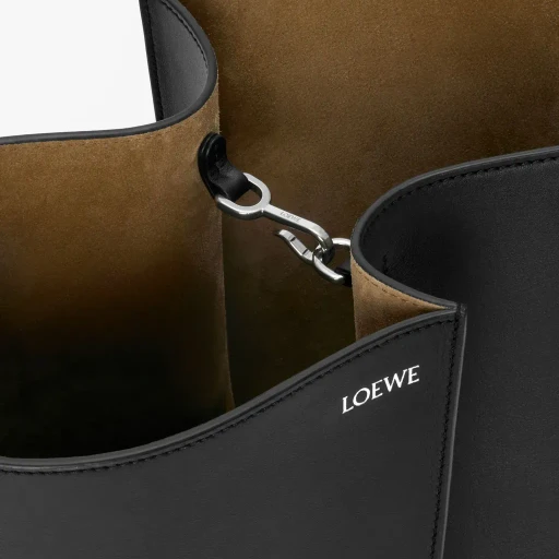 Medium Bilbao Bucket In Smooth Calfskin
