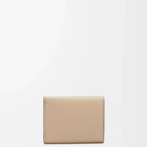 Anagram Trifold Wallet In Pebble Grained Calfskin