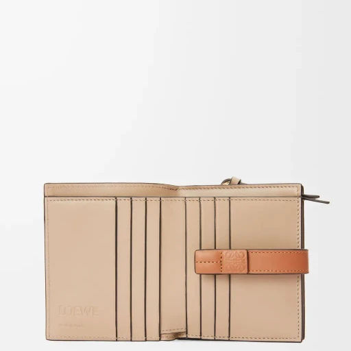 Compact Zip Wallet In Soft Grained Calfskin