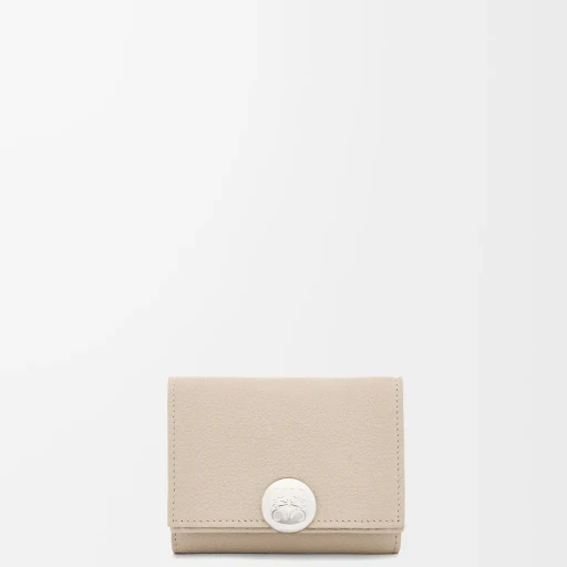 Pebble Trifold Wallet In Pebble Grain Calfskin