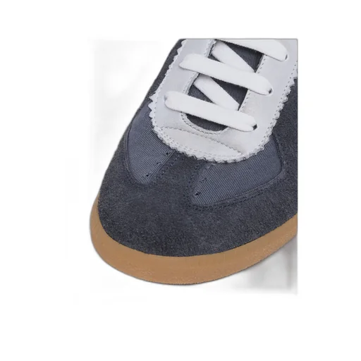Replica Sneakers