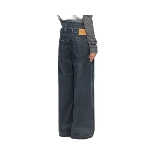 Belt-Loop Jeans