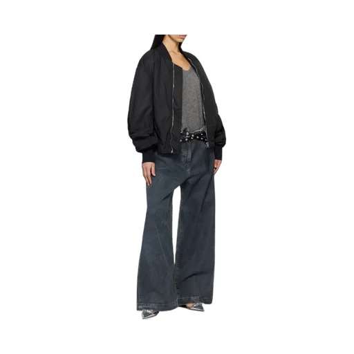 Belt-Loop Jeans