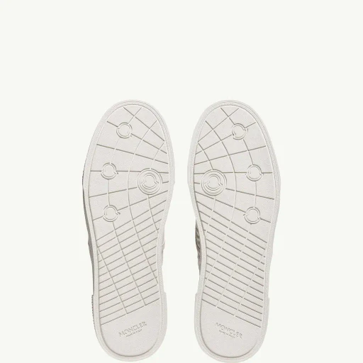 Vera Leisure Nylon Sneakers