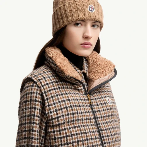 Cashmere Blend Beanie With Pom Pom
