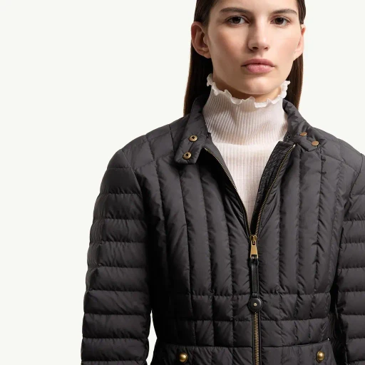 Menthelong Vertical-Quilted Hooded Down Jacket