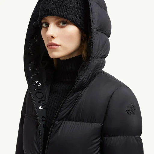 Arredoun Hooded Long Down Jacket