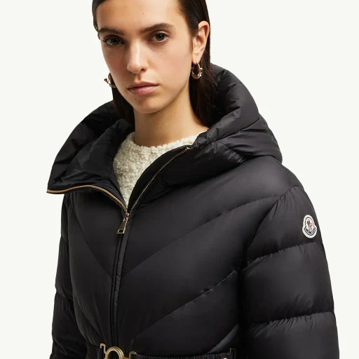Brosse Diagonal-Quilted Hooded Short Down Jacket
