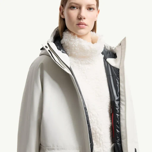 Bwindi Hooded Gore-Tex Ski Jacket