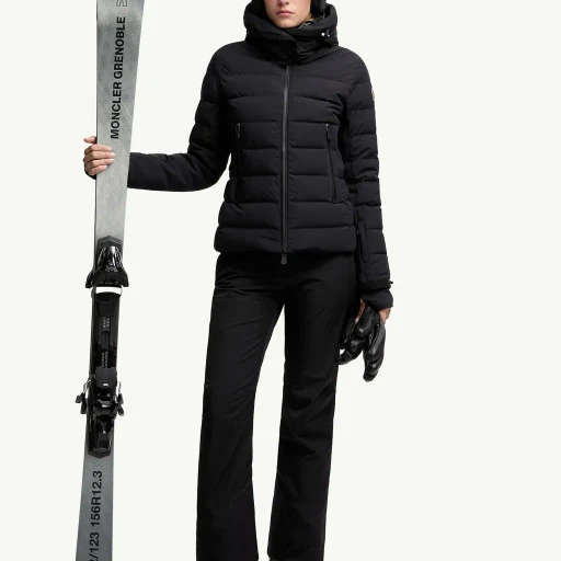 Lamoura Hooded Insulated Ski Jacket