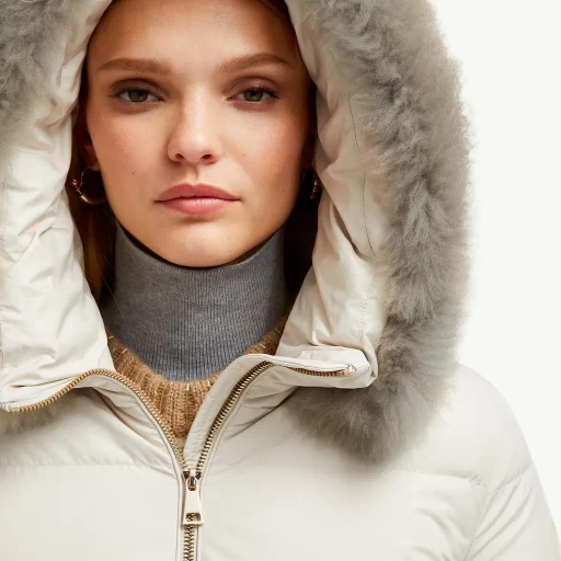 Laichefur Hooded Shearling-Trimmed Short Down Jacket