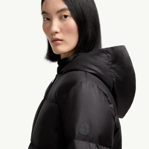 Moncler + Qiu Hao Duan Hooded Short Down Jacket