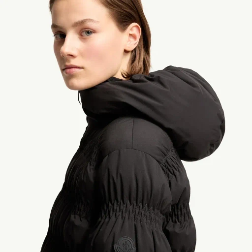 Noyer Gather-Quilted Hooded Short Down Jacket