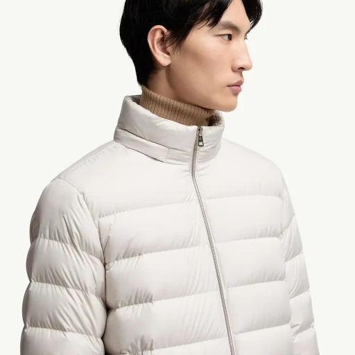 Arneb Hooded Short Down Jacket