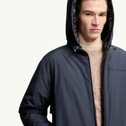 Berguns Reversible Hooded Down Bomber Jacket