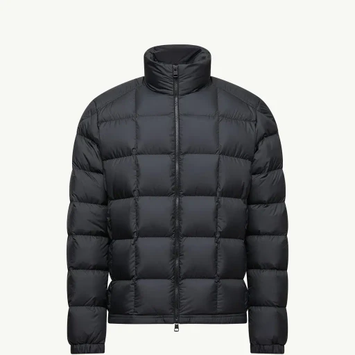Eglise Square-Quilted Hooded Short Down Jacket