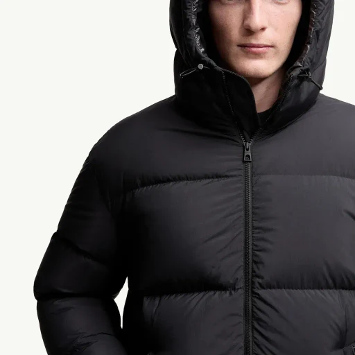Meriera Hooded Short Down Jacket