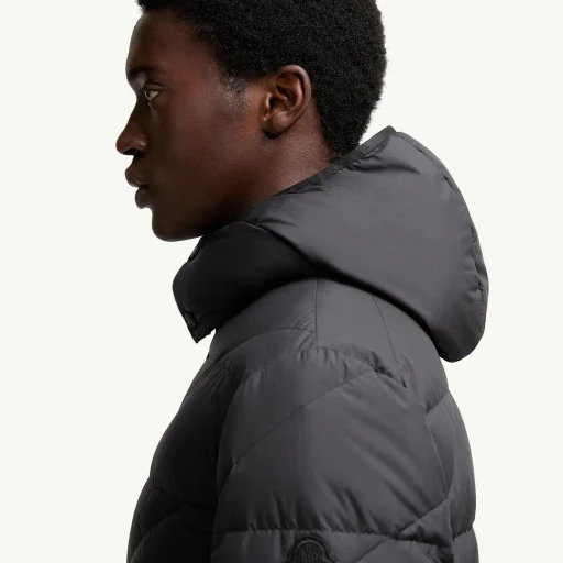 Sciros Diagonal-Quilted Hooded Short Down Jacket
