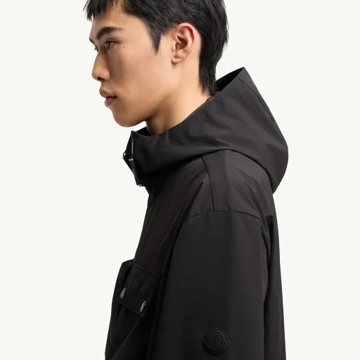 Arcturus Hooded Windbreaker