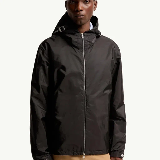 Remoray Hooded Windbreaker