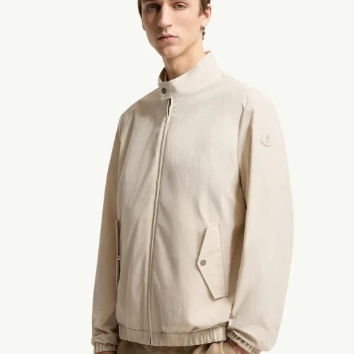 Typeray Windbreaker