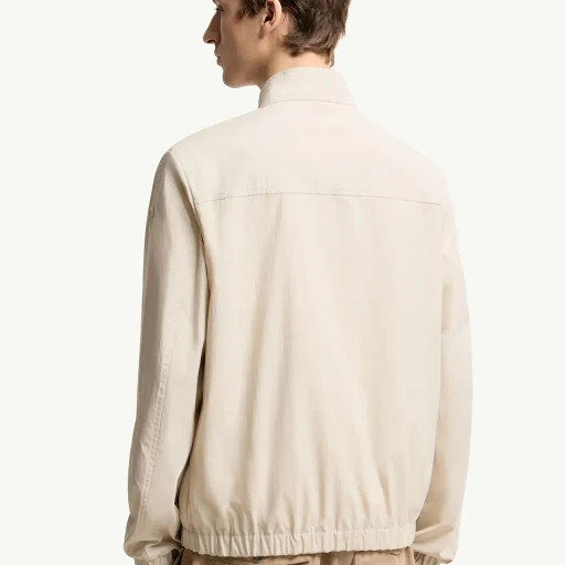 Typeray Windbreaker