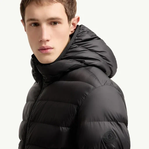 Alrai Hooded Short Down Jacket